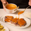 Bifinhos de Vitela com Molho de Francesinha